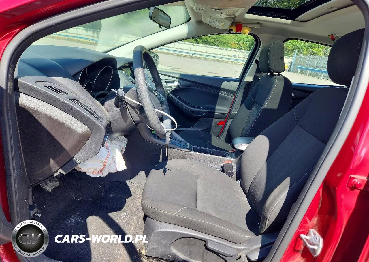 2017 Ford Focus Sel VIN:1FADP3H21HL228870 - 7