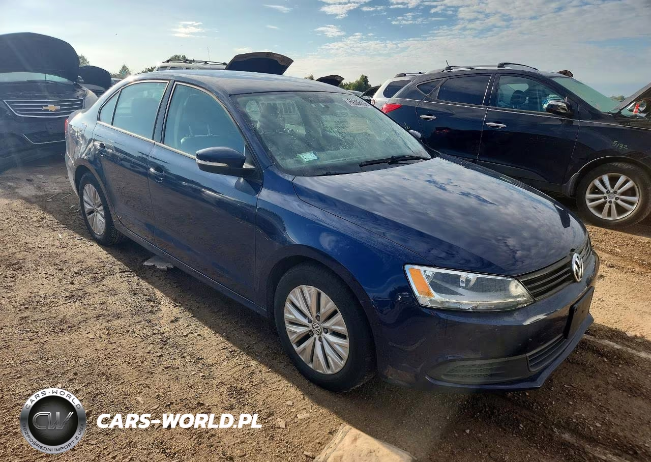 2012 Volkswagen Jetta Se VIN:3VWDP7AJ1CM121860 - 4