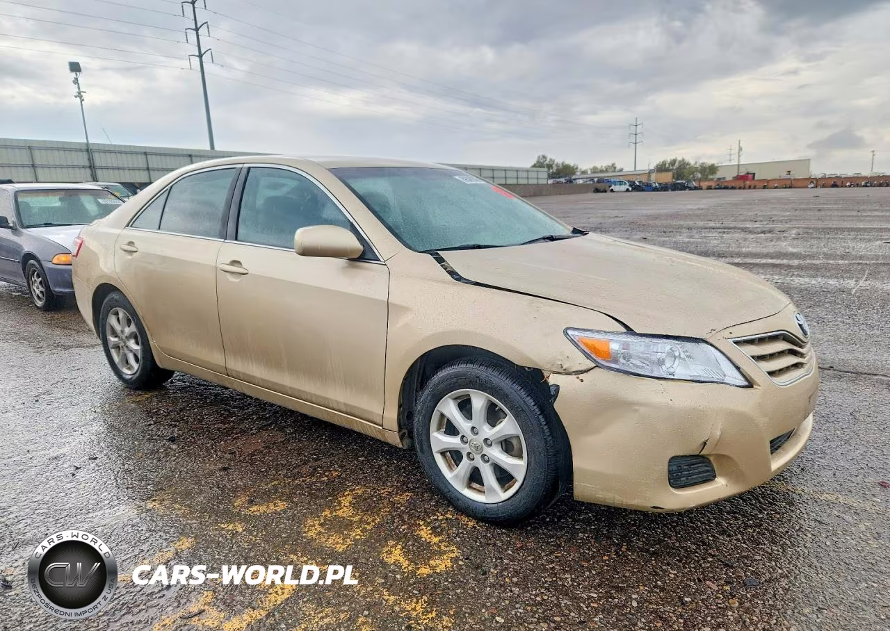 2011 Toyota Camry Le VIN:4T1BF3EKXBU663392 - 4