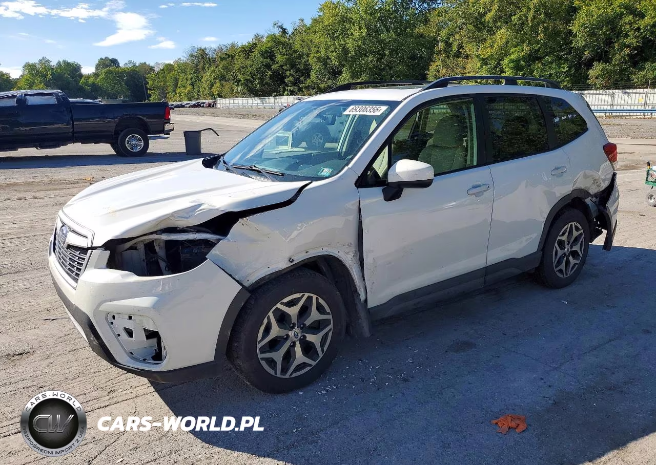 2020 Subaru Forester Premium VIN:JF2SKAJCXLH580723 - 1