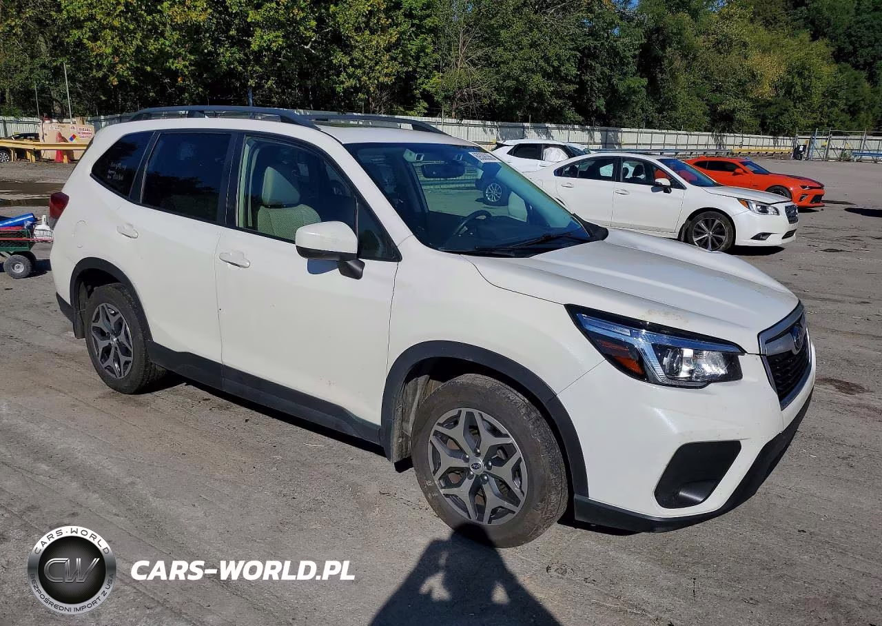 2020 Subaru Forester Premium VIN:JF2SKAJCXLH580723 - 4