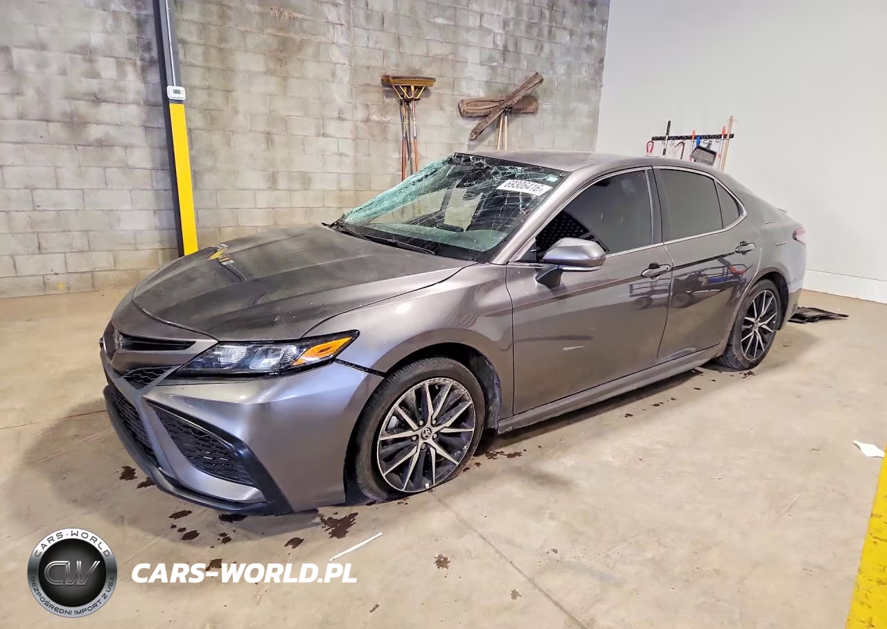 2024 Toyota Camry Se – zdjęcie 1 z 13