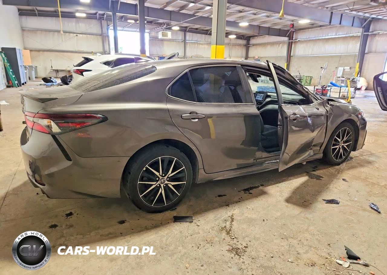 2024 Toyota Camry Se VIN:4T1G11AK0RU841108 - 3