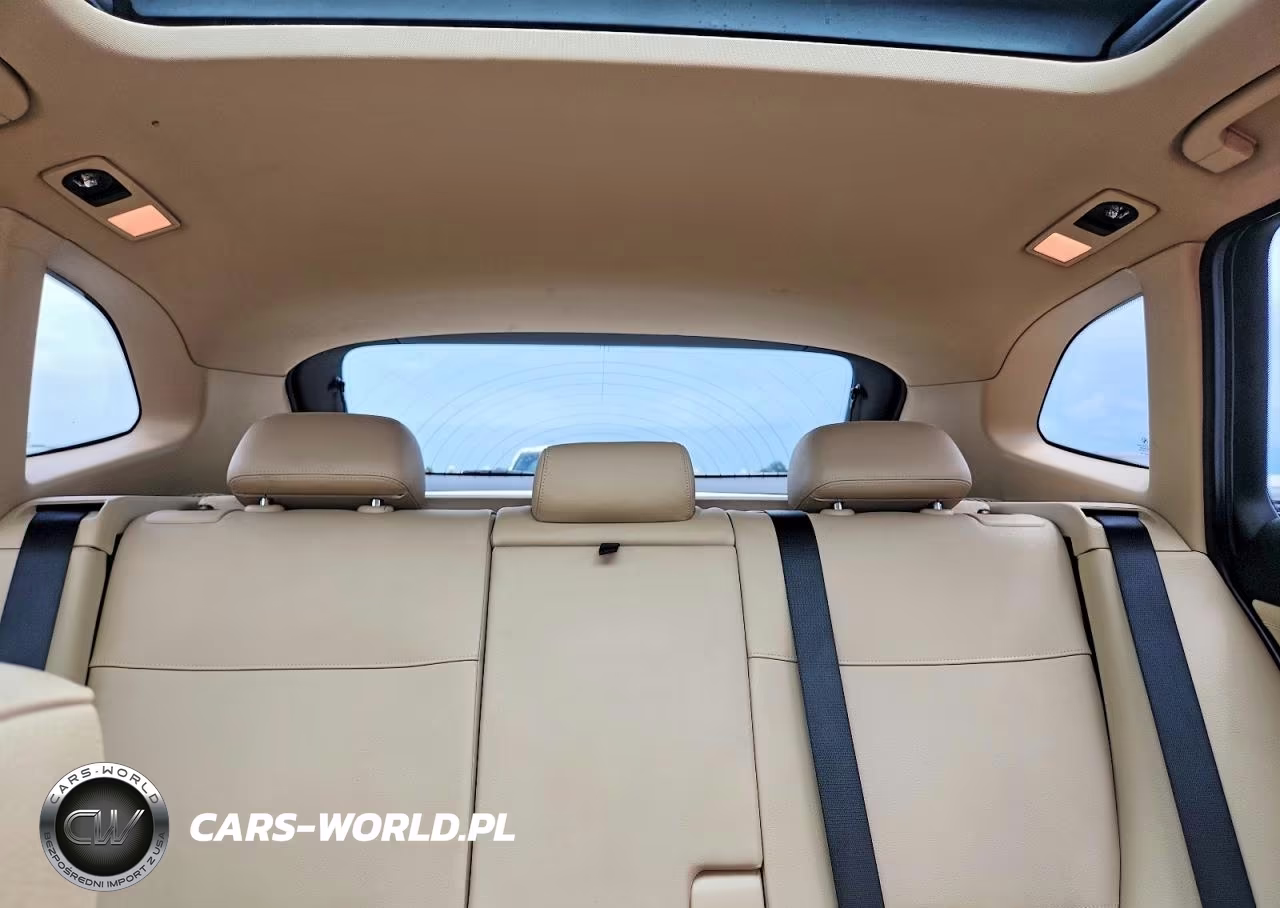 2015 BMW X1 xDrive28I VIN:WBAVL1C52FVY27596 - 10