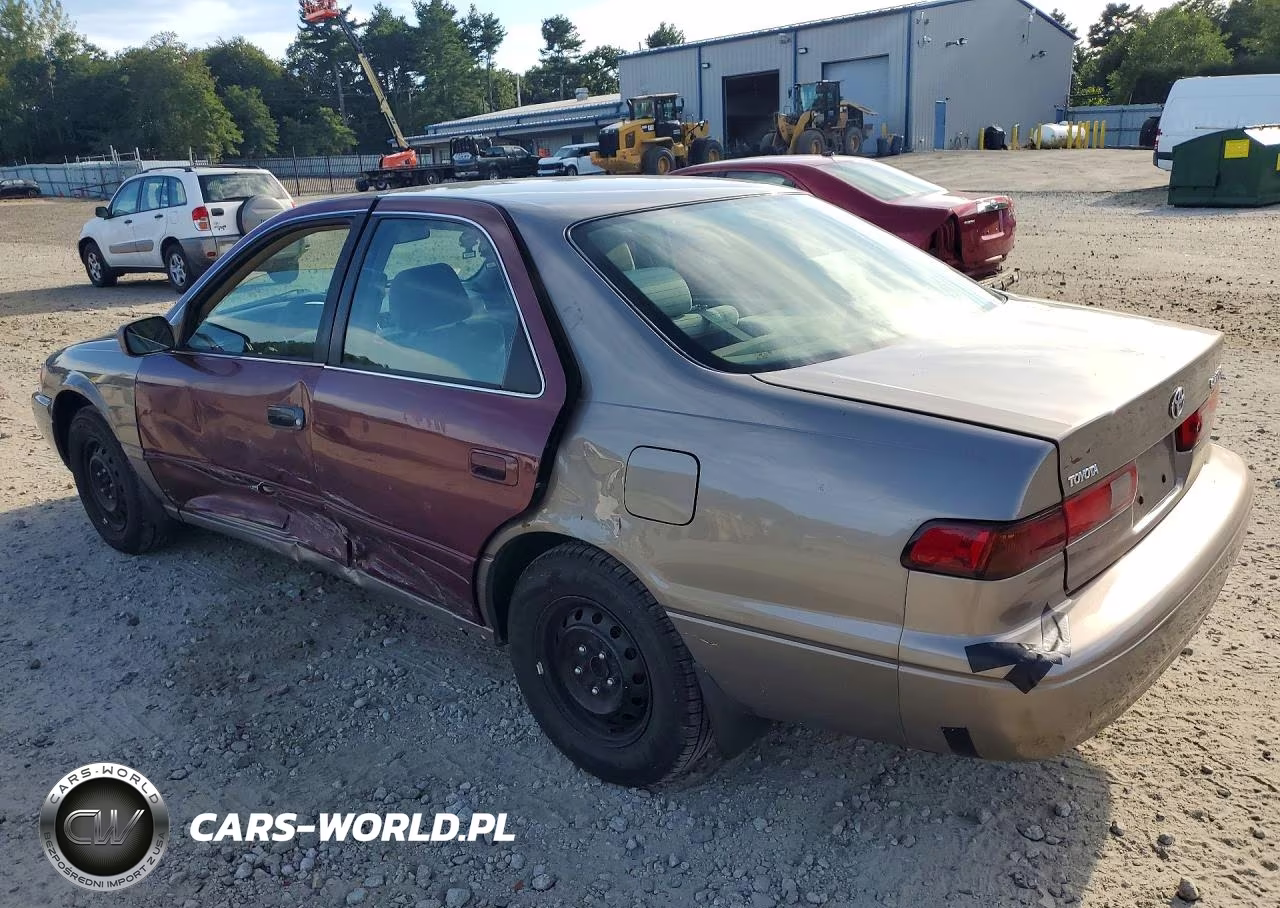1999 Toyota Camry Le VIN:4T1BG22K6XU897175 - 2