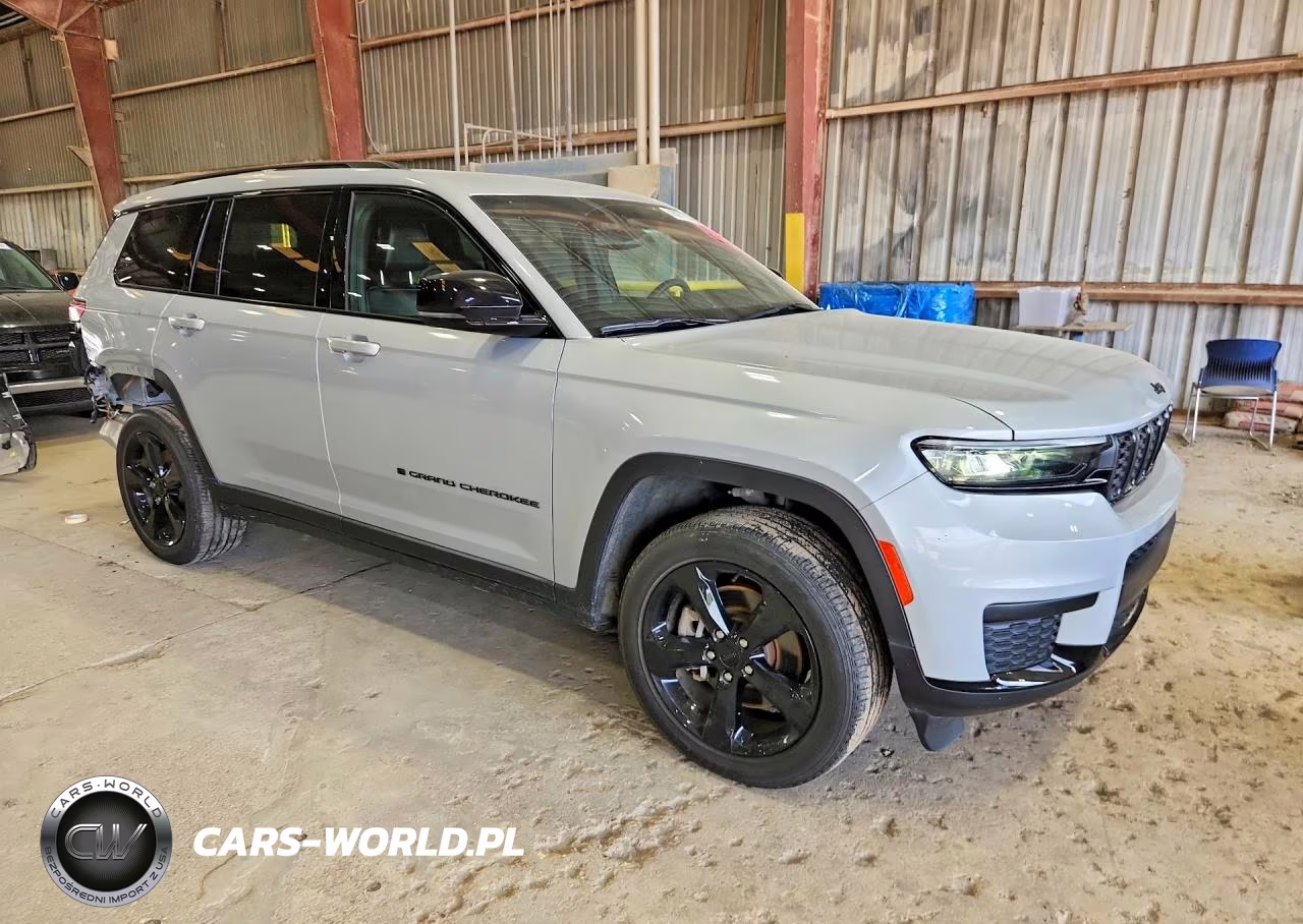 2023 Jeep Grand Cherokee L Laredo VIN:1C4RJJAG9P8742995 - 4