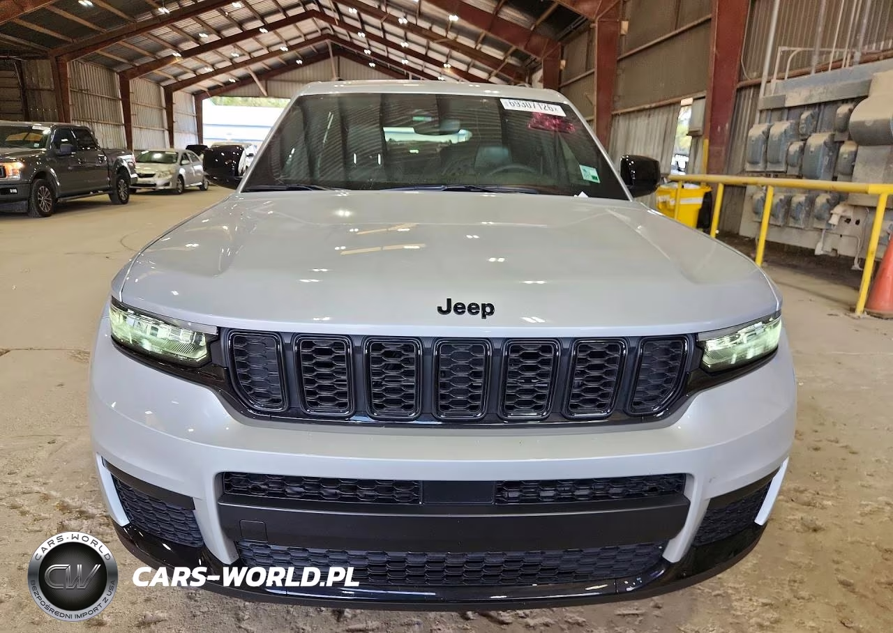 2023 Jeep Grand Cherokee L Laredo VIN:1C4RJJAG9P8742995 - 5