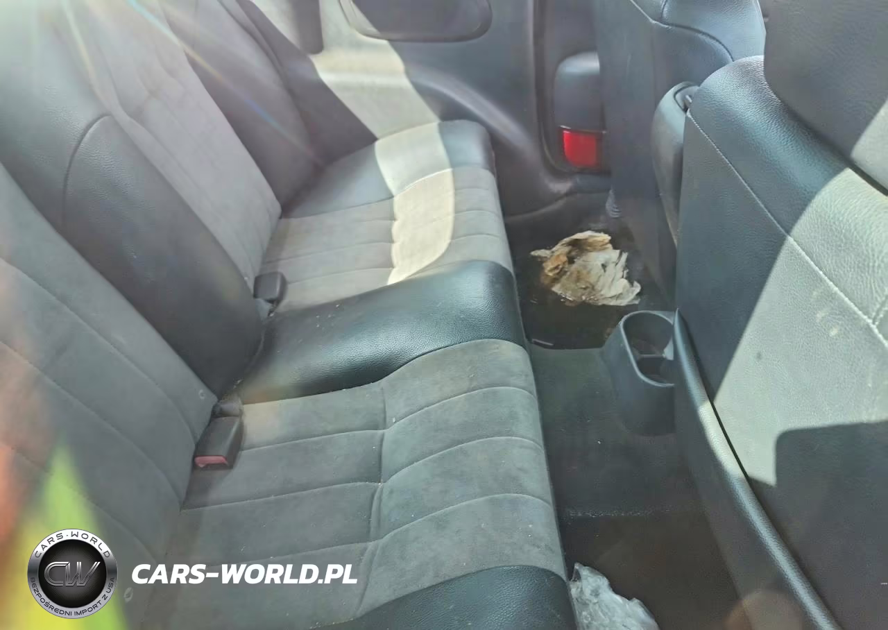 2004 Chrysler Sebring Lxi VIN:1C3EL55R14N256288 - 10
