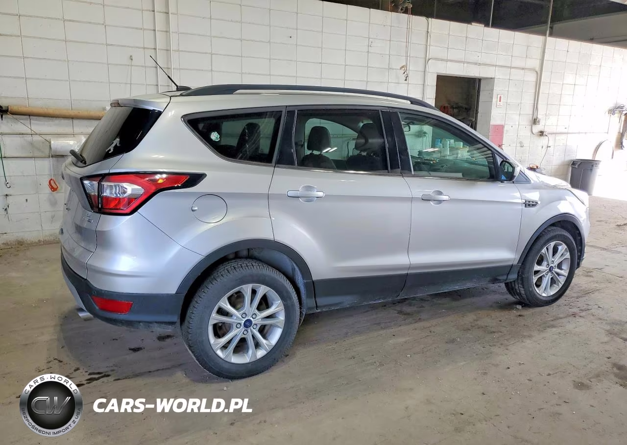 2017 Ford Escape Se VIN:1FMCU9GD2HUC98601 - 3