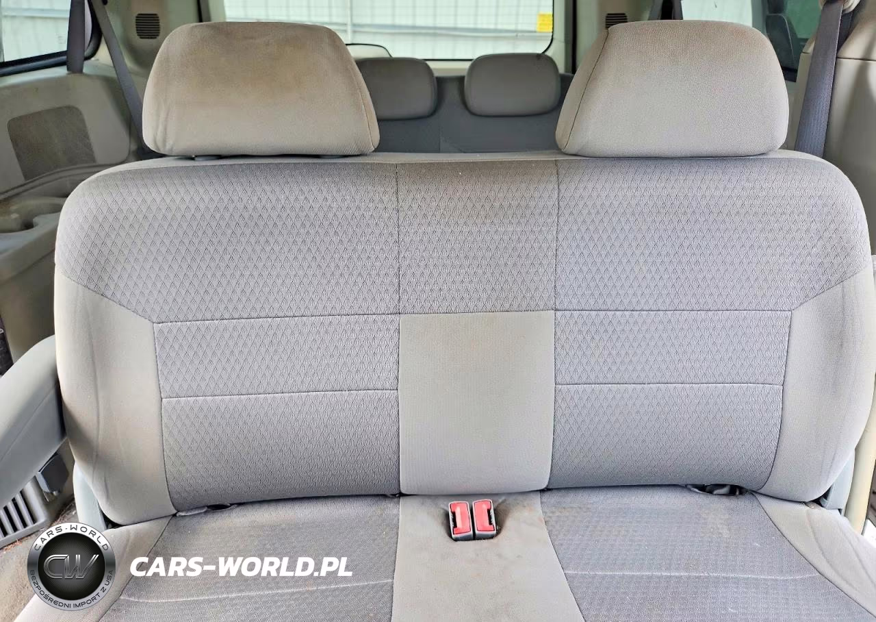 2008 Chrysler Town & Country Lx VIN:2A8HR44H68R743398 - 10