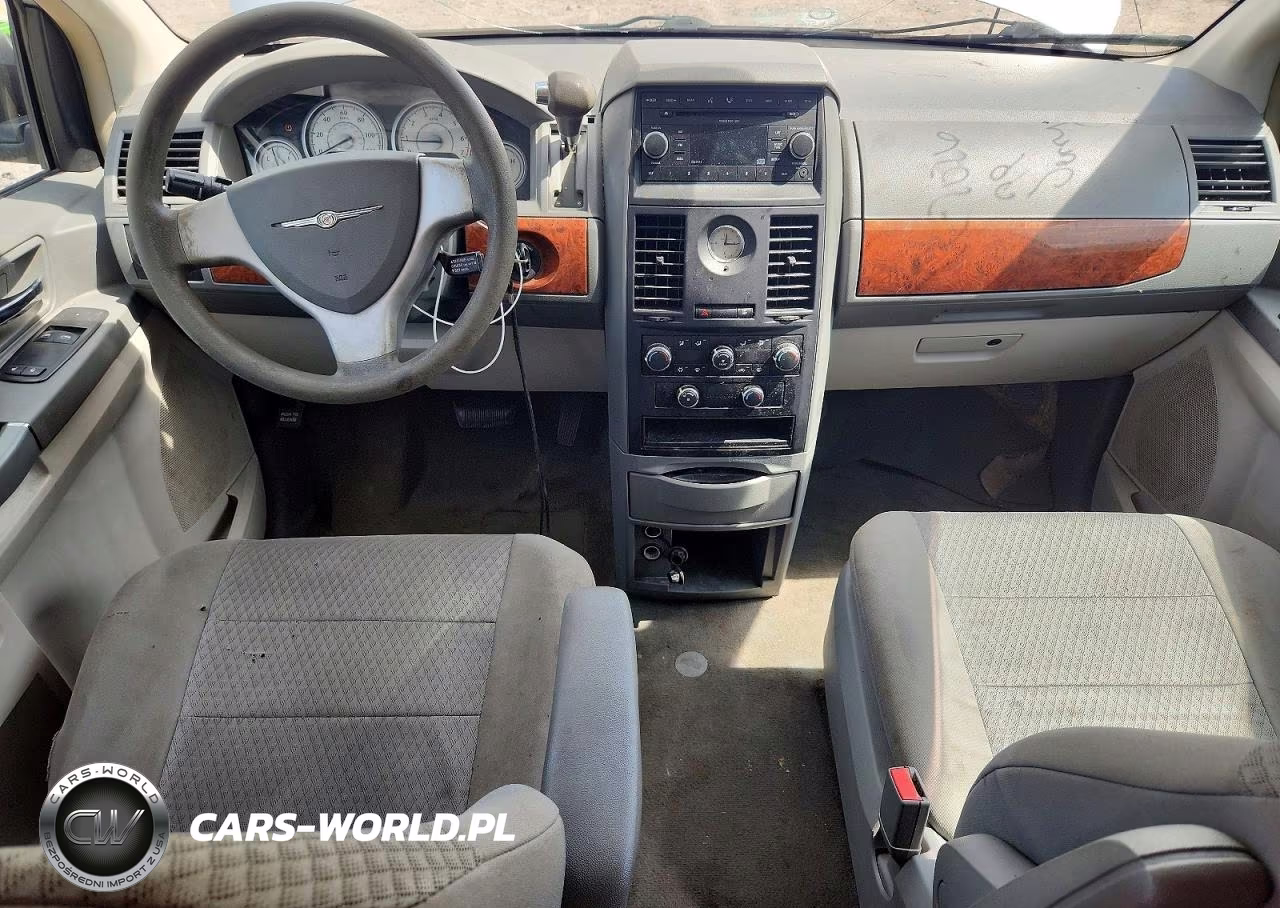 2008 Chrysler Town & Country Lx VIN:2A8HR44H68R743398 - 8