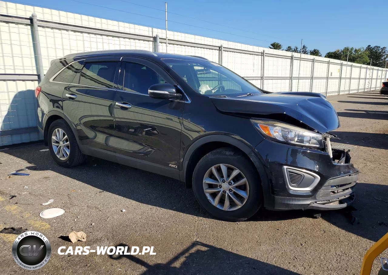 2018 Kia Sorento Lx VIN:5XYPGDA33JG377377 - 4