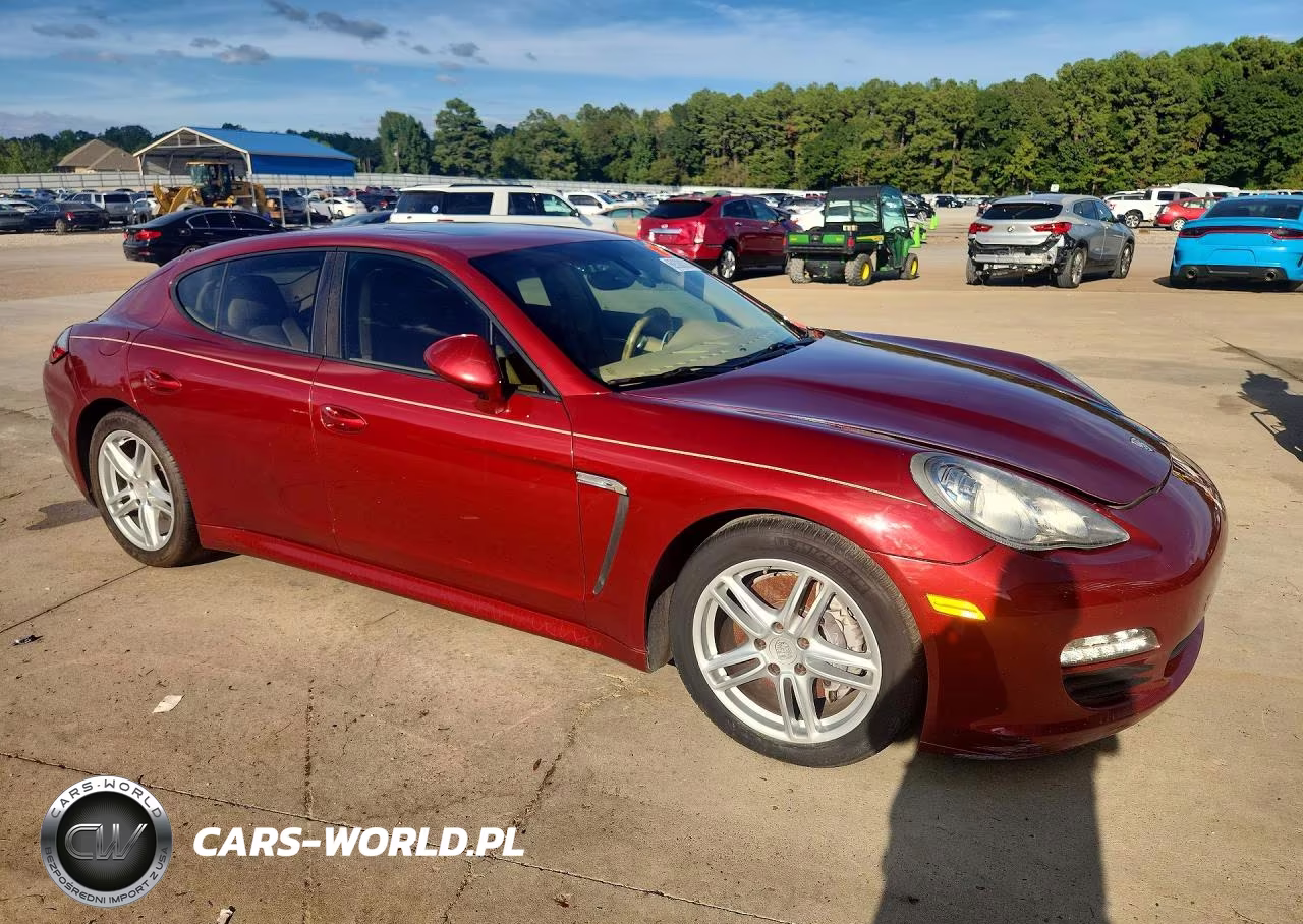 2011 Porsche Panamera Base 4D Sed VIN:WP0AA2A75BL010047 - 4