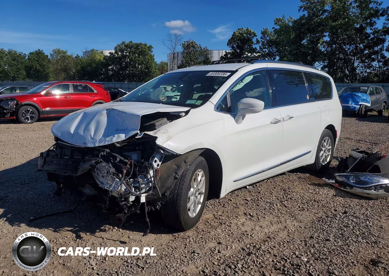 2020 Chrysler Pacifica Touring L