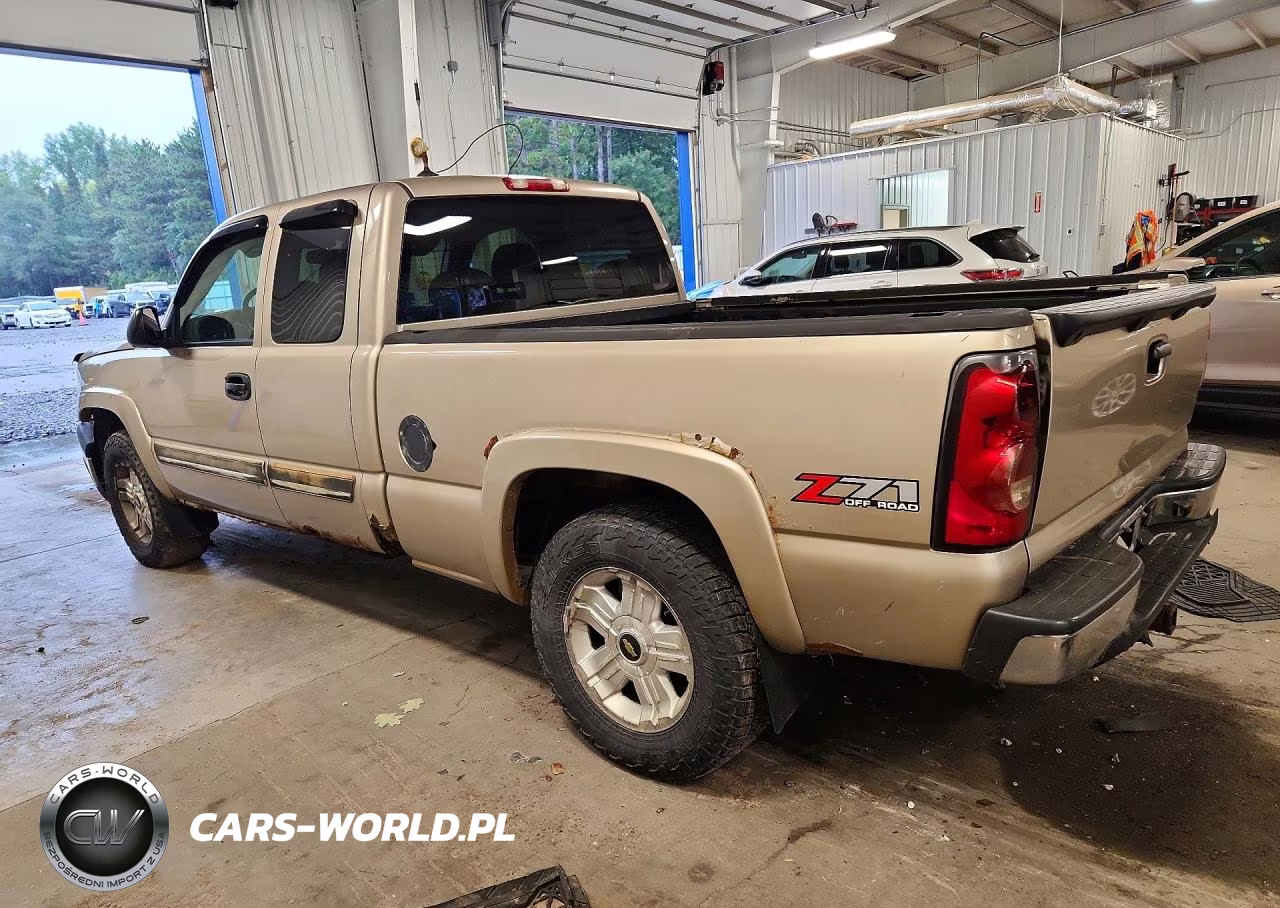 2005 Chevrolet Silverado K1500 VIN:2GCEK19B951333139 - 2
