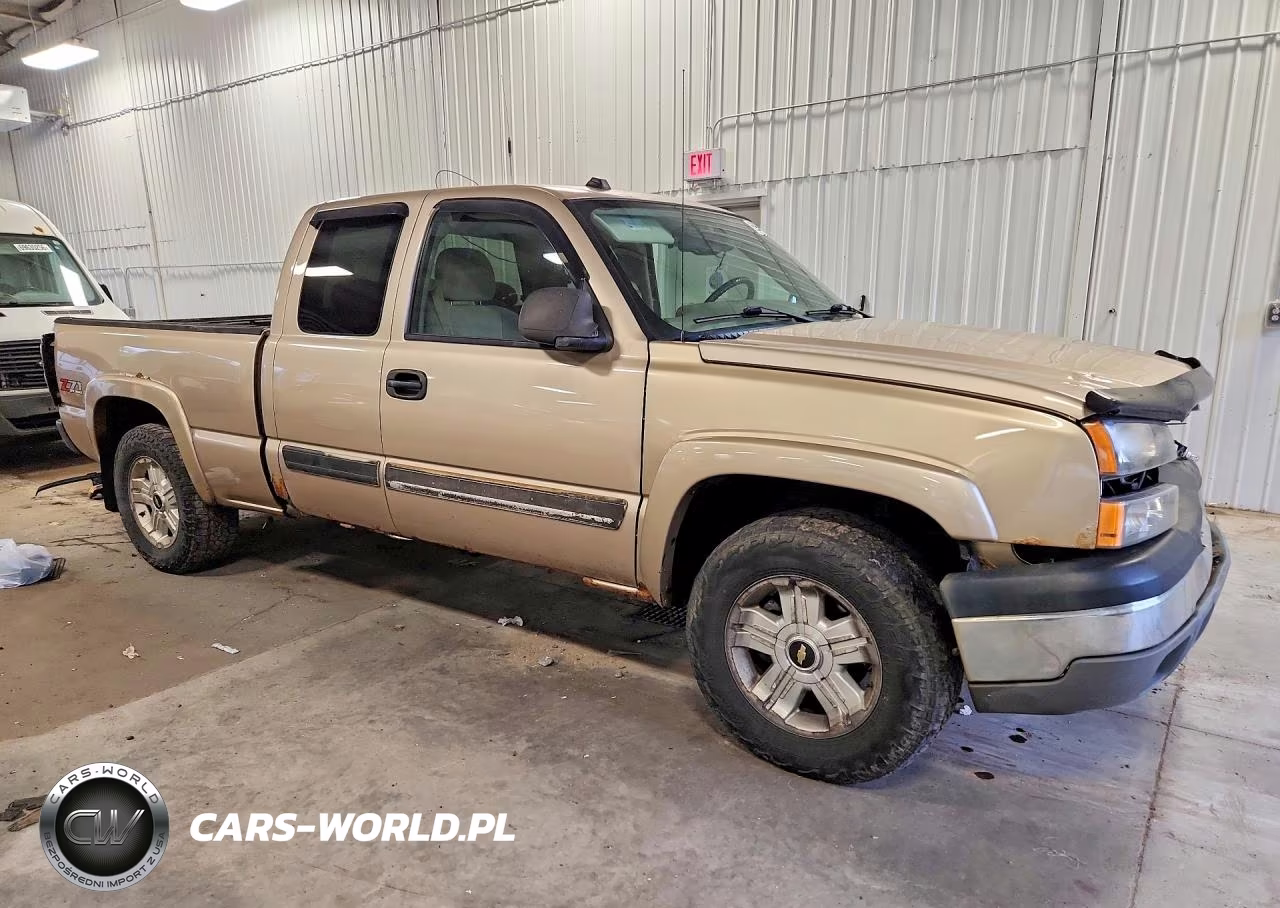 2005 Chevrolet Silverado K1500 VIN:2GCEK19B951333139 - 4