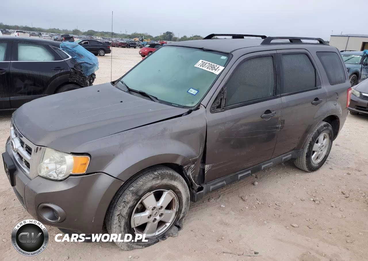 2012 Ford Escape Xls – zdjęcie 1 z 13