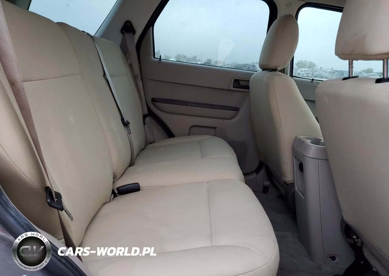 2012 Ford Escape Xls VIN:1FMCU0C71CKC17460 - 11