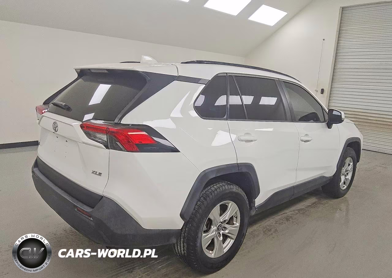 2019 Toyota Rav4 Xle VIN:2T3W1RFVXKC004913 - 3
