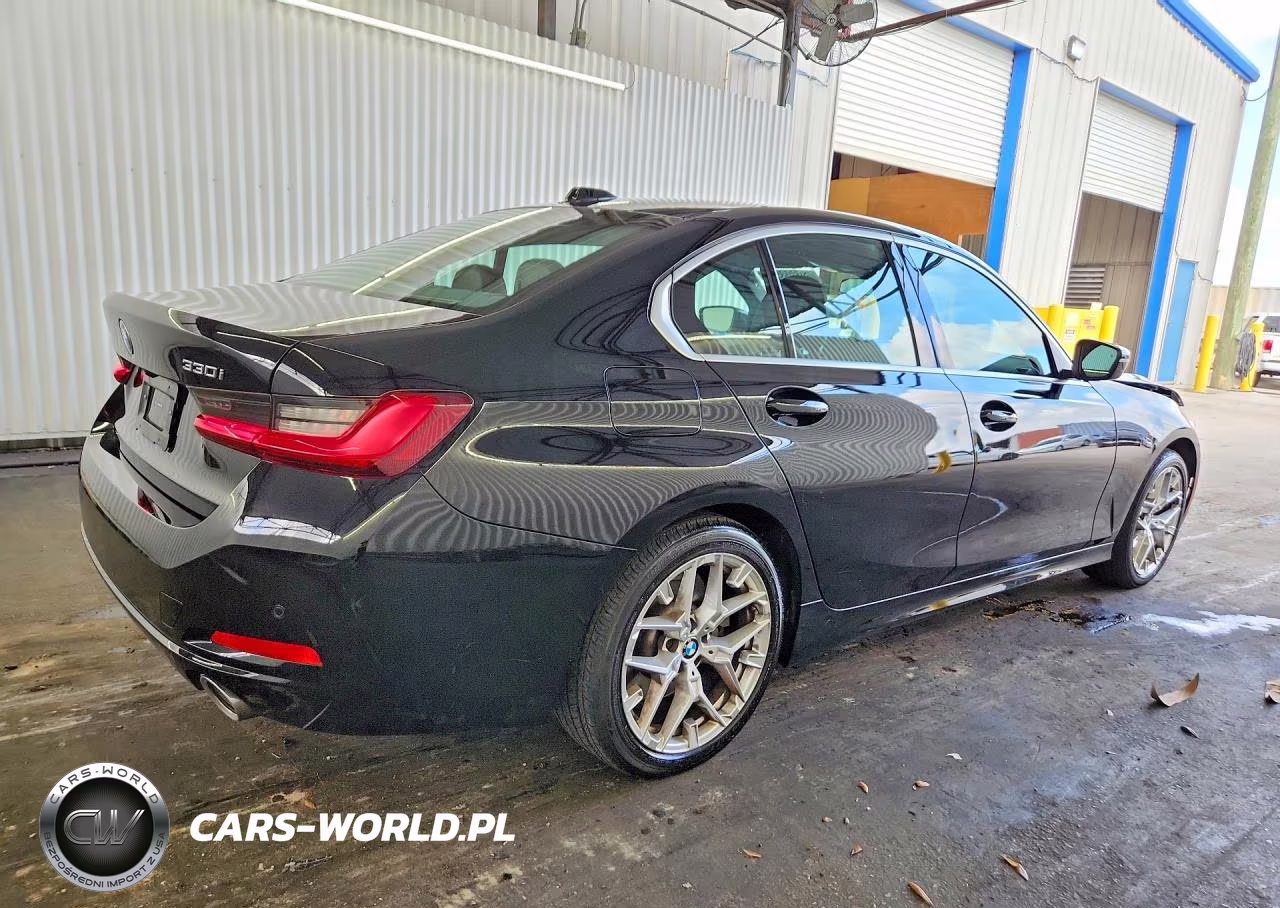 2025 BMW 330I VIN:3MW69CW01S8F10873 - 3