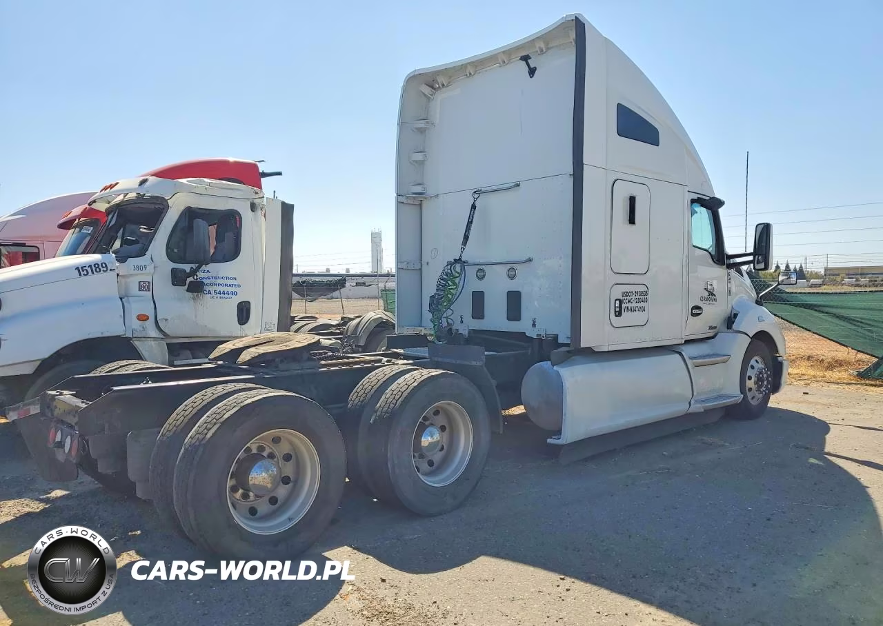 2022 Kenworth Construction T680 VIN:1XKYDP9X4NJ474104 - 3
