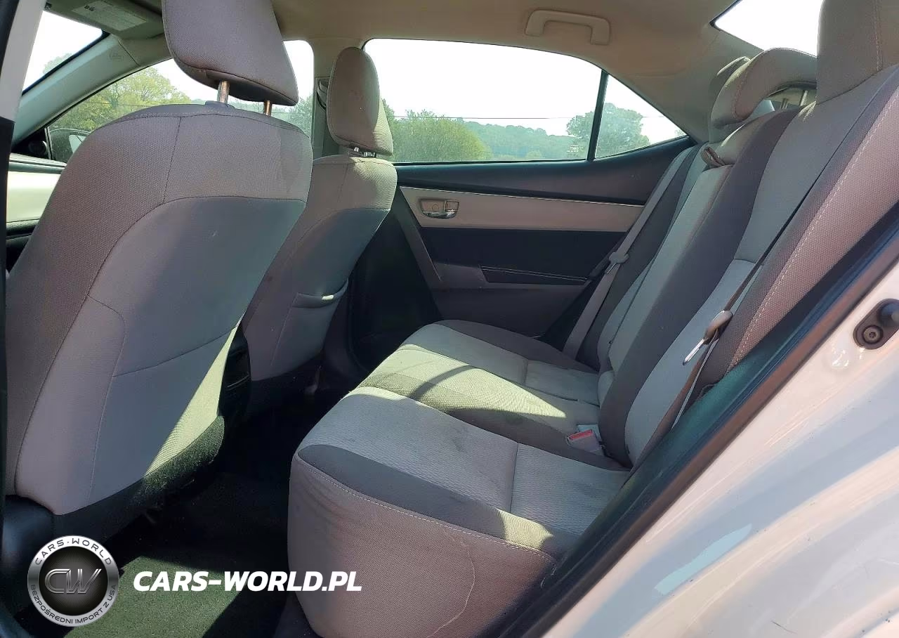 2018 Toyota Corolla Le VIN:2T1BURHE5JC985291 - 10