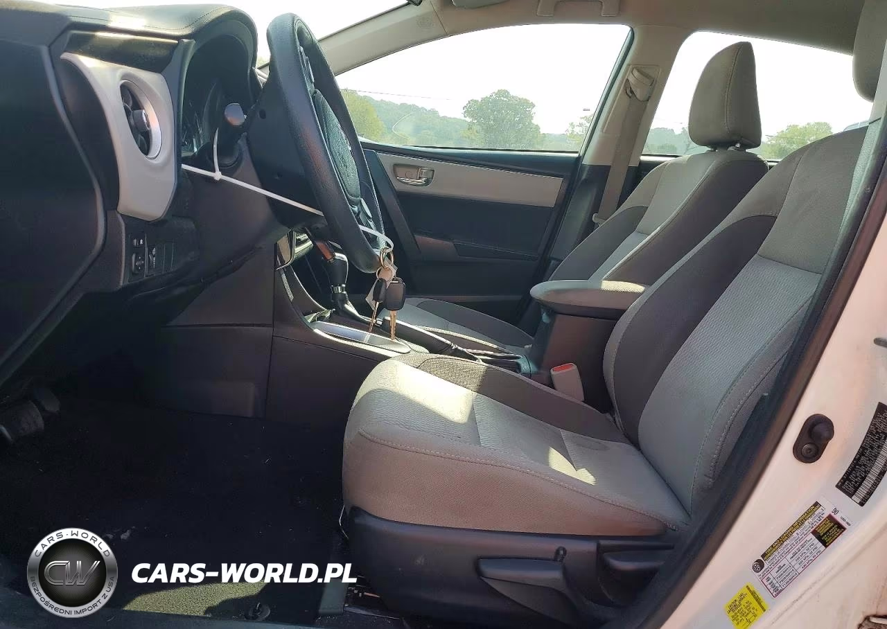 2018 Toyota Corolla Le VIN:2T1BURHE5JC985291 - 7