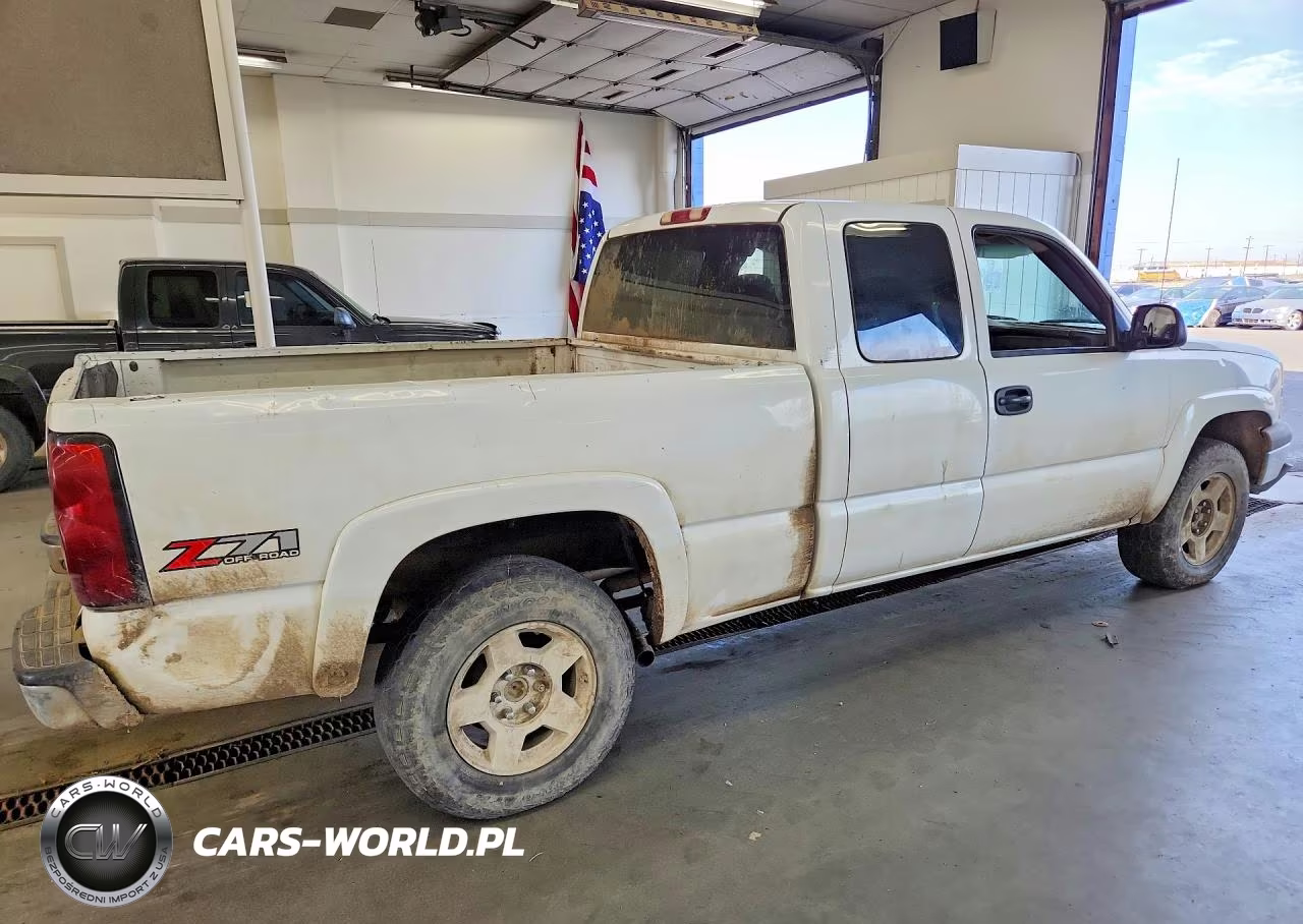 2004 Chevrolet Silverado K1500 VIN:1GCEK19T74E172876 - 3