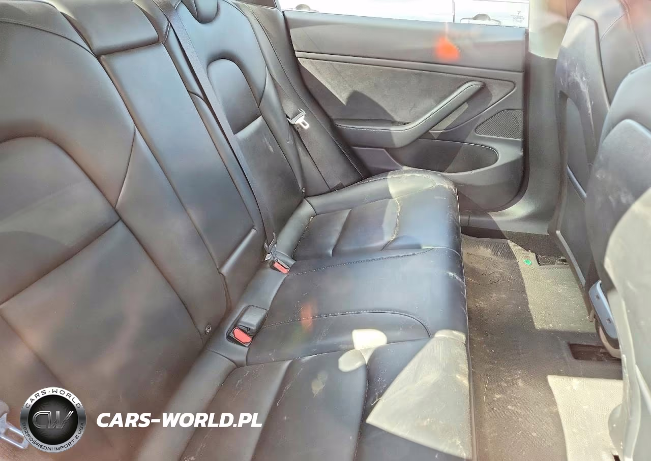 2019 Tesla Model 3 VIN:5YJ3E1EB4KF451449 - 10