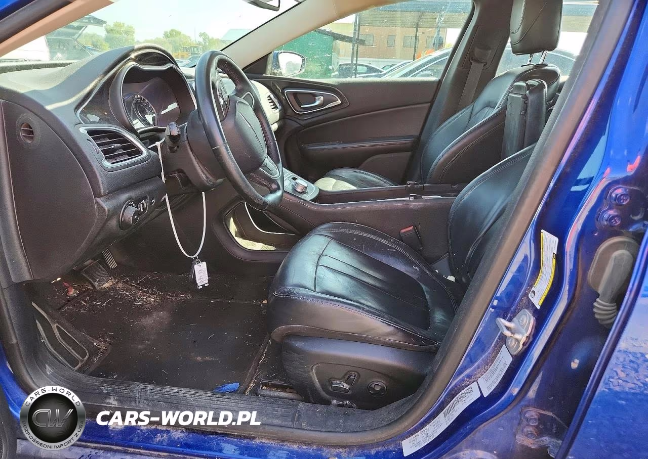 2015 Chrysler 200 C VIN:1C3CCCCB2FN559892 - 7
