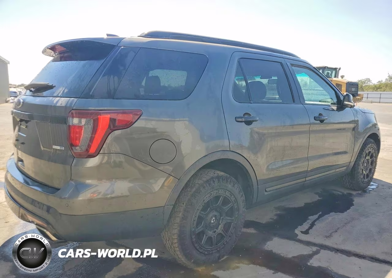 2017 Ford Explorer Sport VIN:1FM5K8GT1HGA23025 - 3