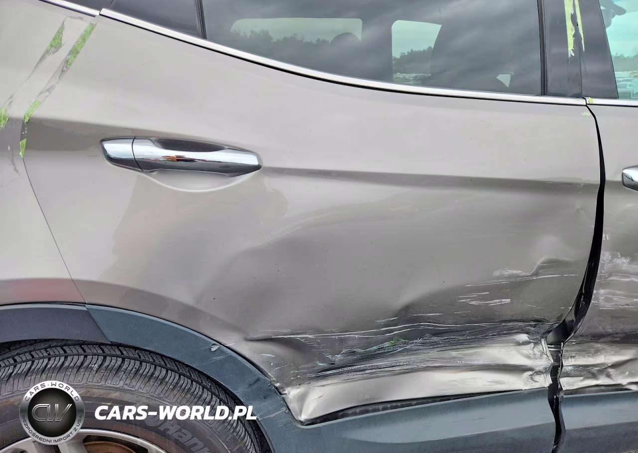 2017 Hyundai Santa Fe Sport 2.4L VIN:5XYZUDLB3HG388279 - 11