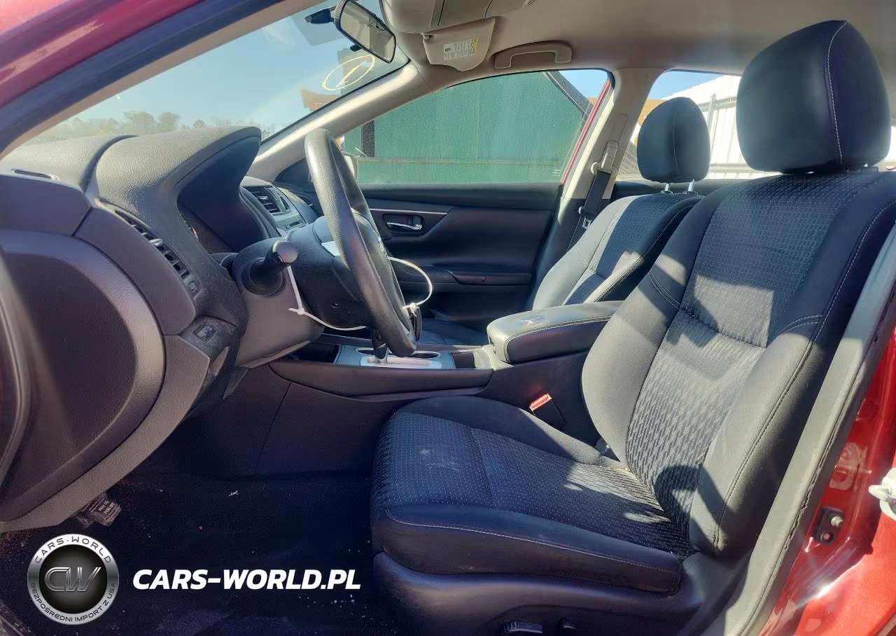 2016 Nissan Altima 2.5 S VIN:1N4AL3AP0GC243993 - 7