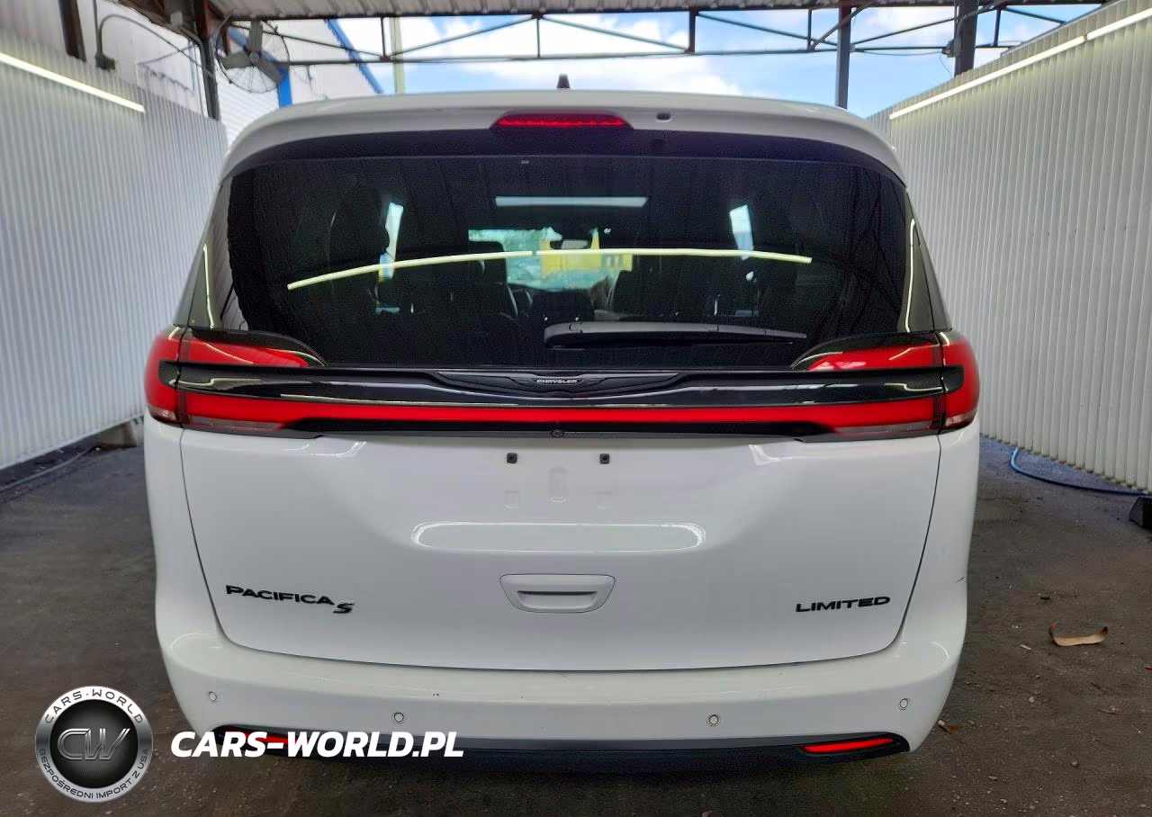 2025 Chrysler Pacifica Limited VIN:2C4RC1GG8SR539577 - 6