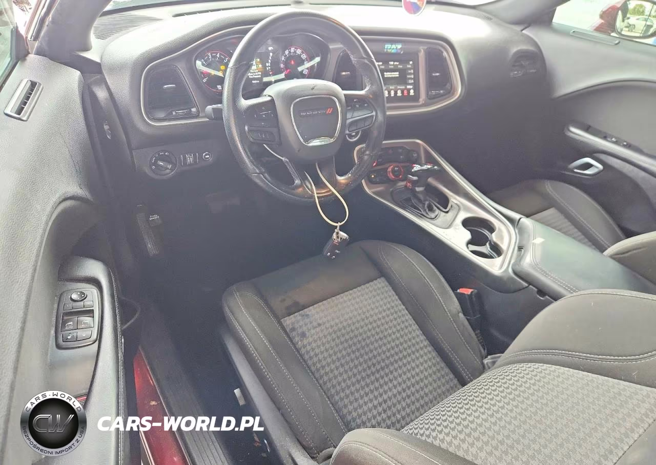2021 Dodge Challenger Sxt VIN:2C3CDZAG2MH552364 - 8