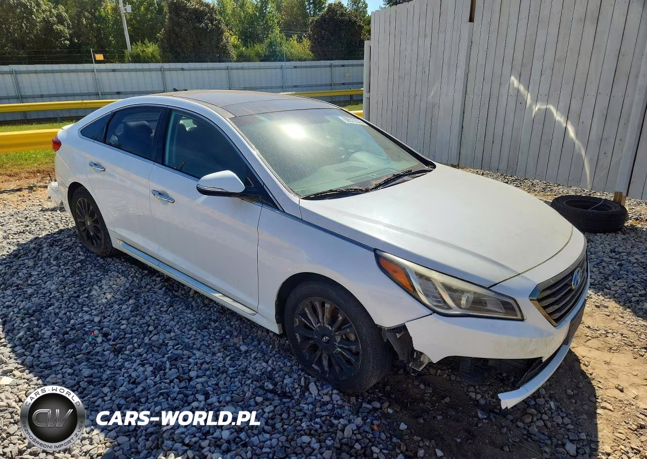 2015 Hyundai Sonata Limited VIN:5NPE34AF6FH008882 - 4