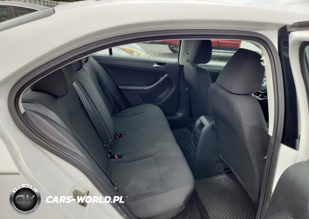 2016 Volkswagen Jetta S VIN:3VW267AJ7GM237192 - 10