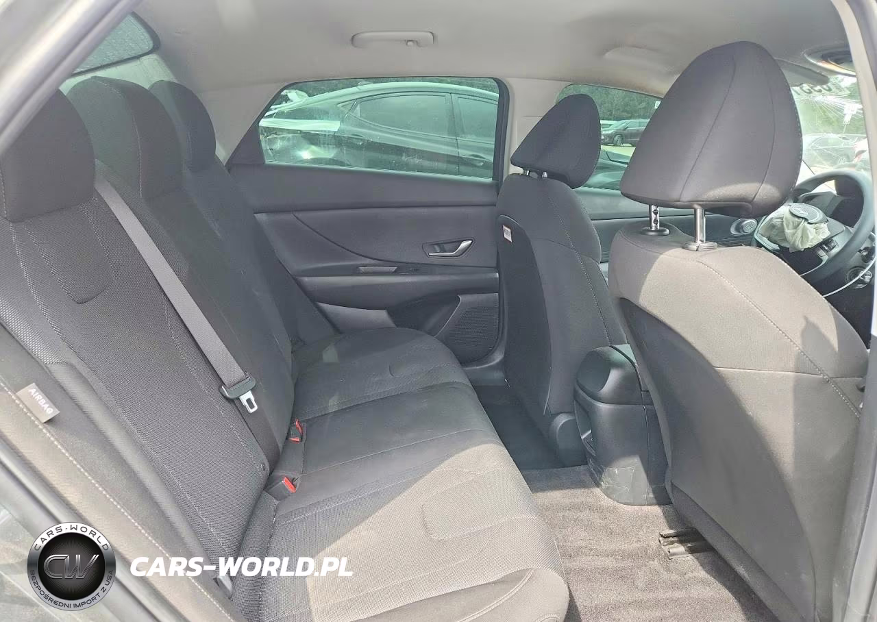 2026 Hyundai Elantra Se VIN:KMHLL4DG9TU118494 - 10