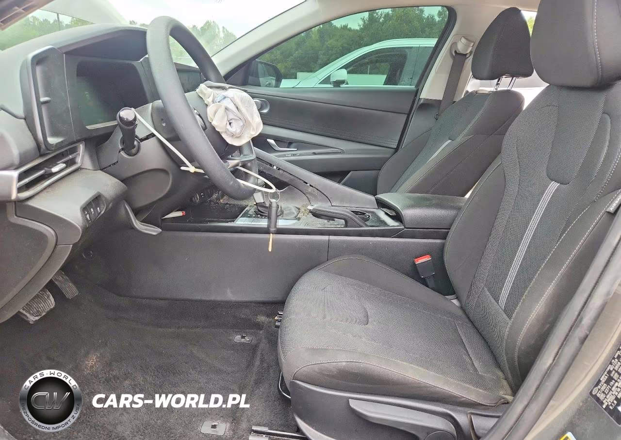 2026 Hyundai Elantra Se VIN:KMHLL4DG9TU118494 - 7