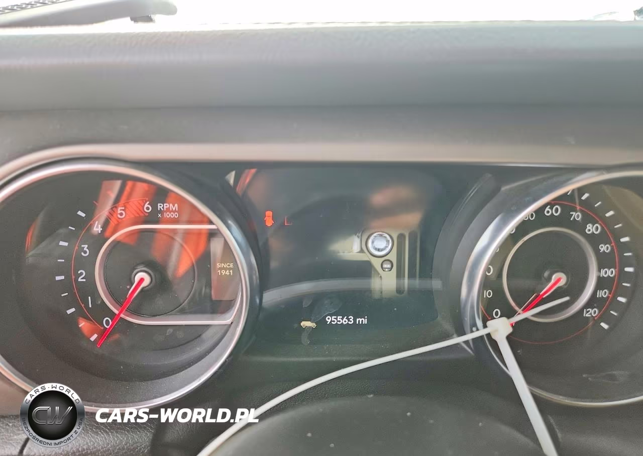 2020 Jeep Wrangler Unlimited Rubicon VIN:1C4JJXFM2LW262060 - 9