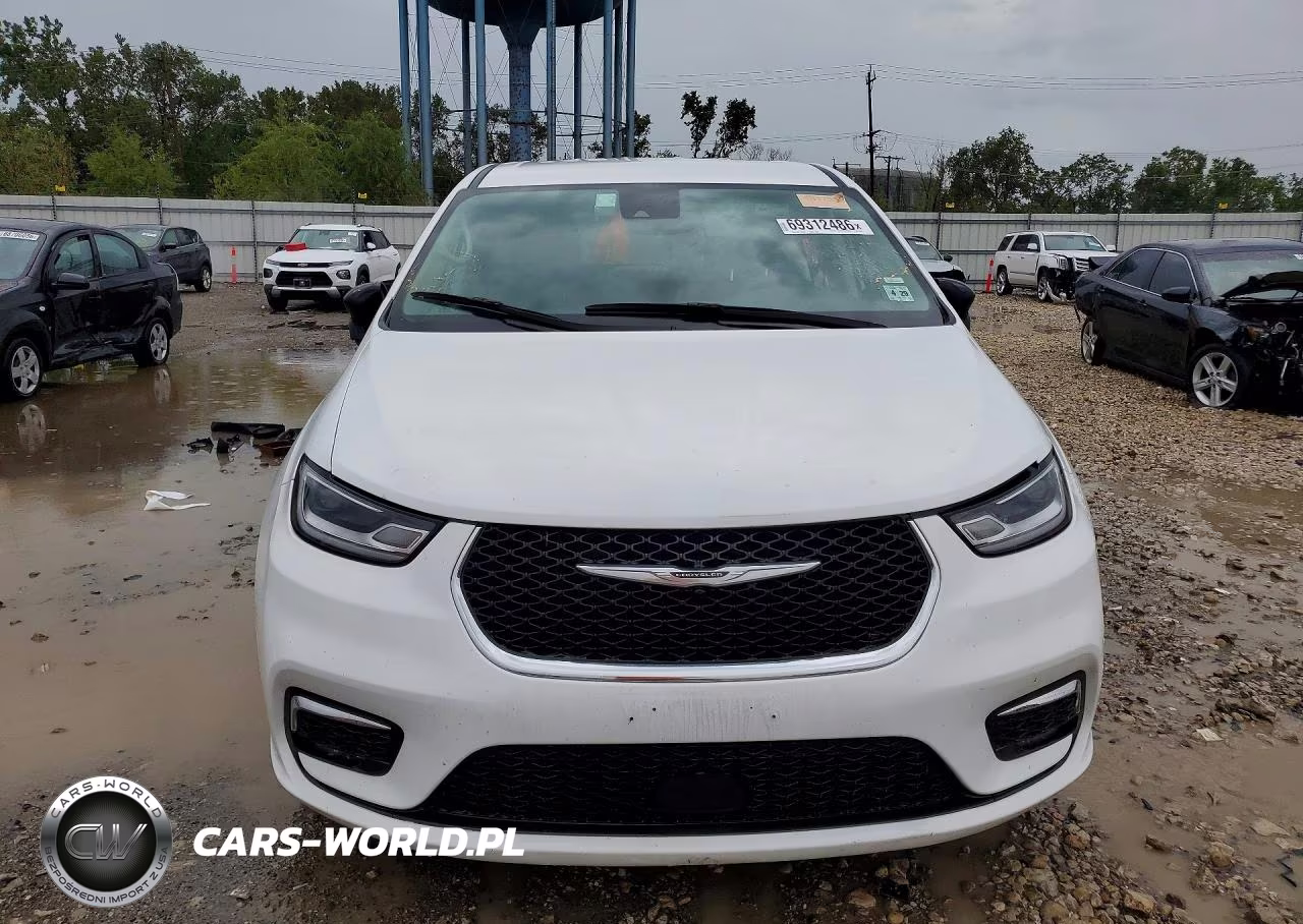 2024 Chrysler Pacifica Hybrid Select VIN:2C4RC1S7XRR150294 - 5