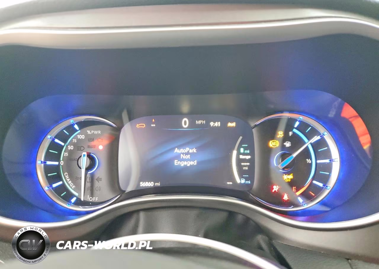 2024 Chrysler Pacifica Hybrid Select VIN:2C4RC1S7XRR150294 - 9