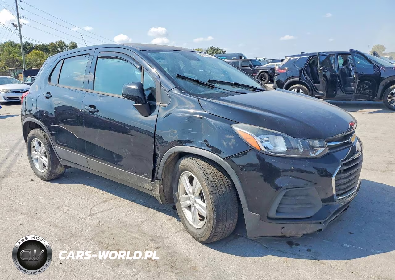 2019 Chevrolet Trax Ls VIN:3GNCJKSB6KL270593 - 4
