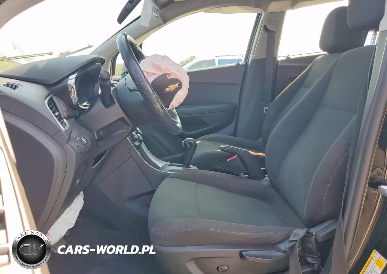 2019 Chevrolet Trax Ls VIN:3GNCJKSB6KL270593 - 7