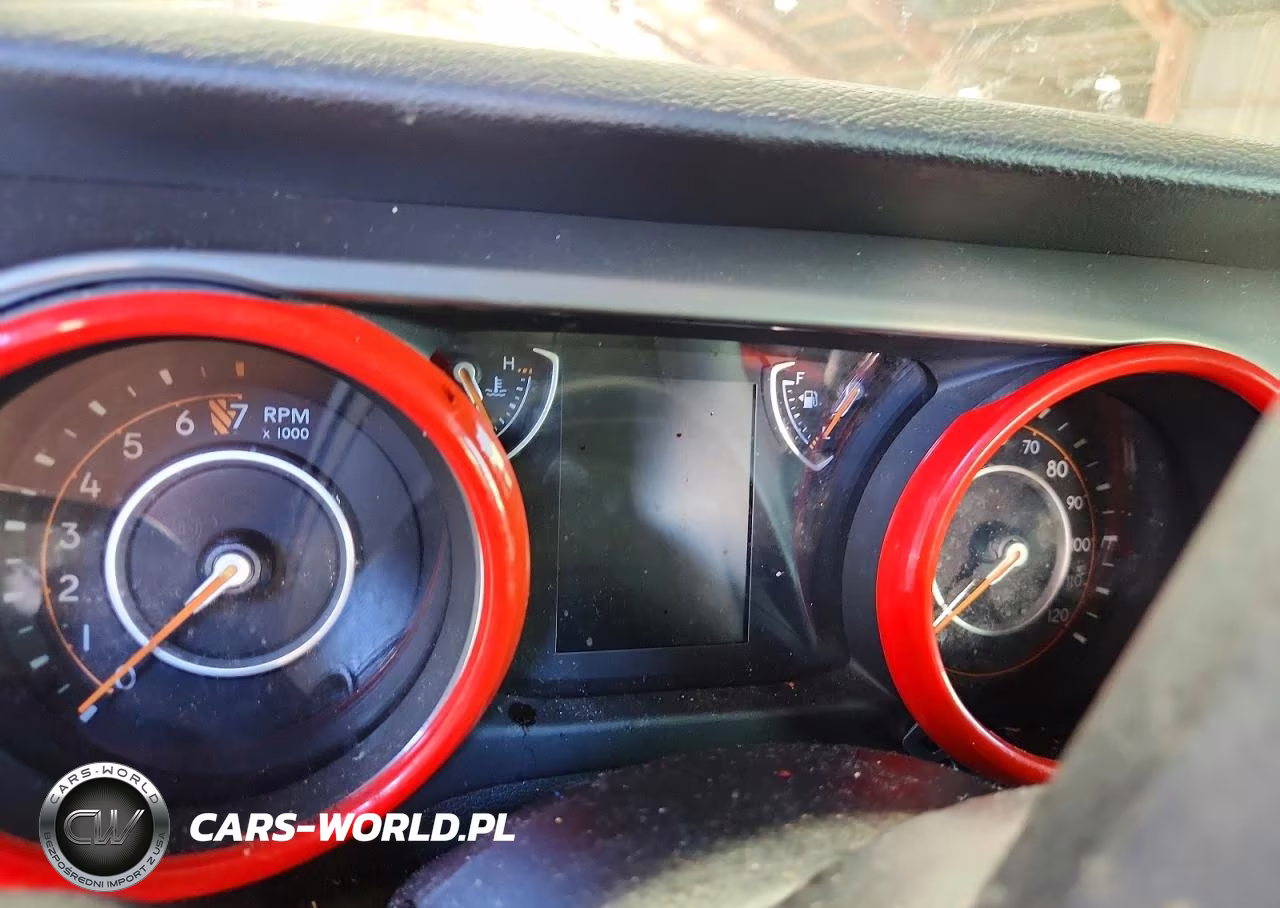 2018 Jeep Wrangler Unlimited Sport VIN:1C4HJXDG8JW171416 - 9