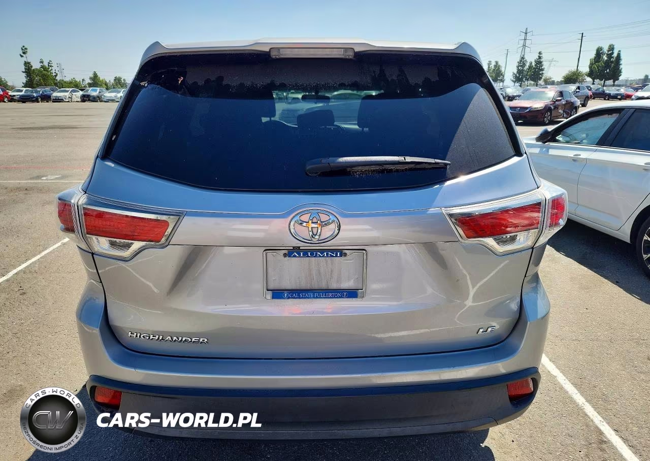 2015 Toyota Highlander Le VIN:5TDZARFH2FS013893 - 6