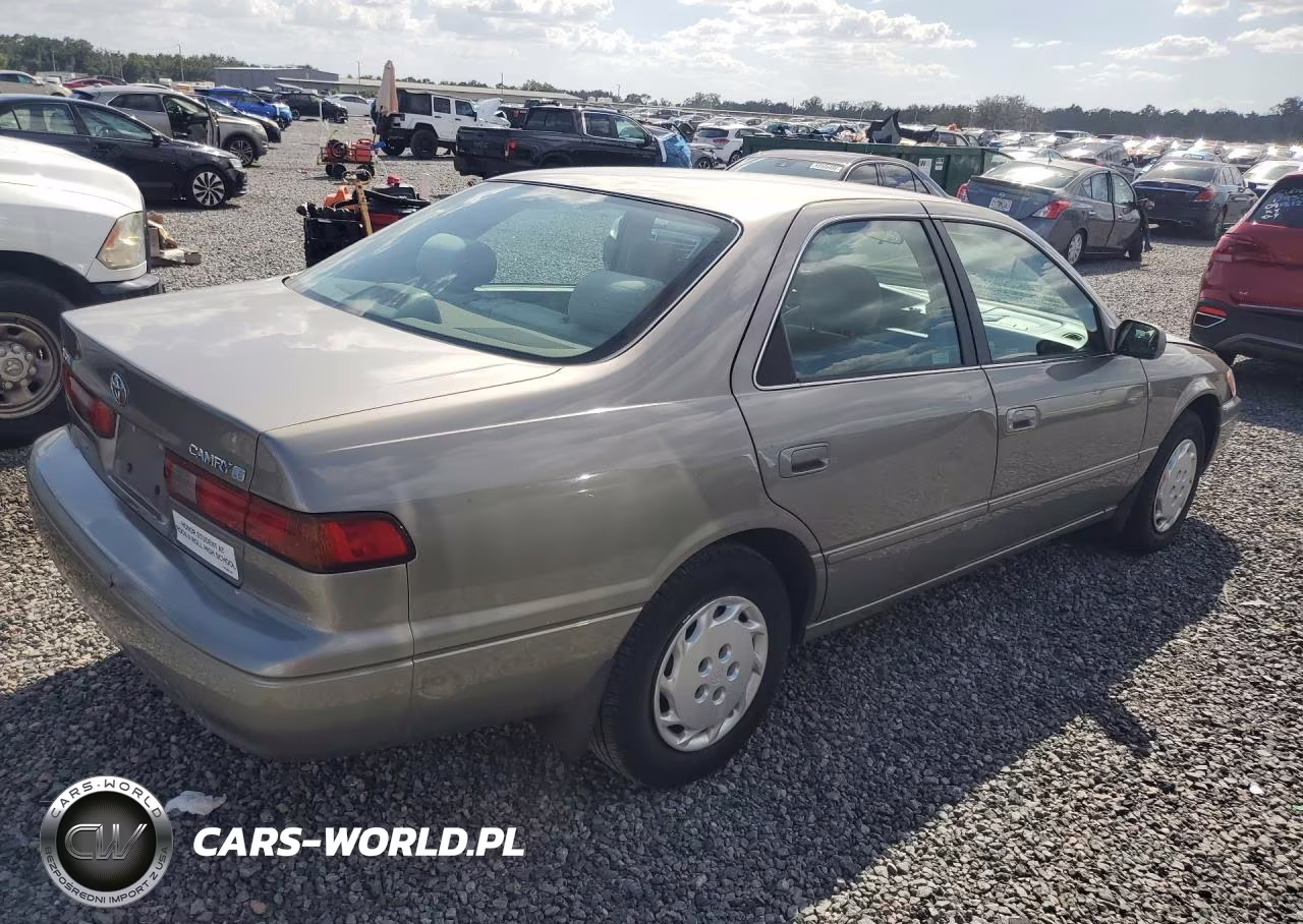 1997 Toyota Camry Le VIN:4T1BG22K1VU179076 - 3