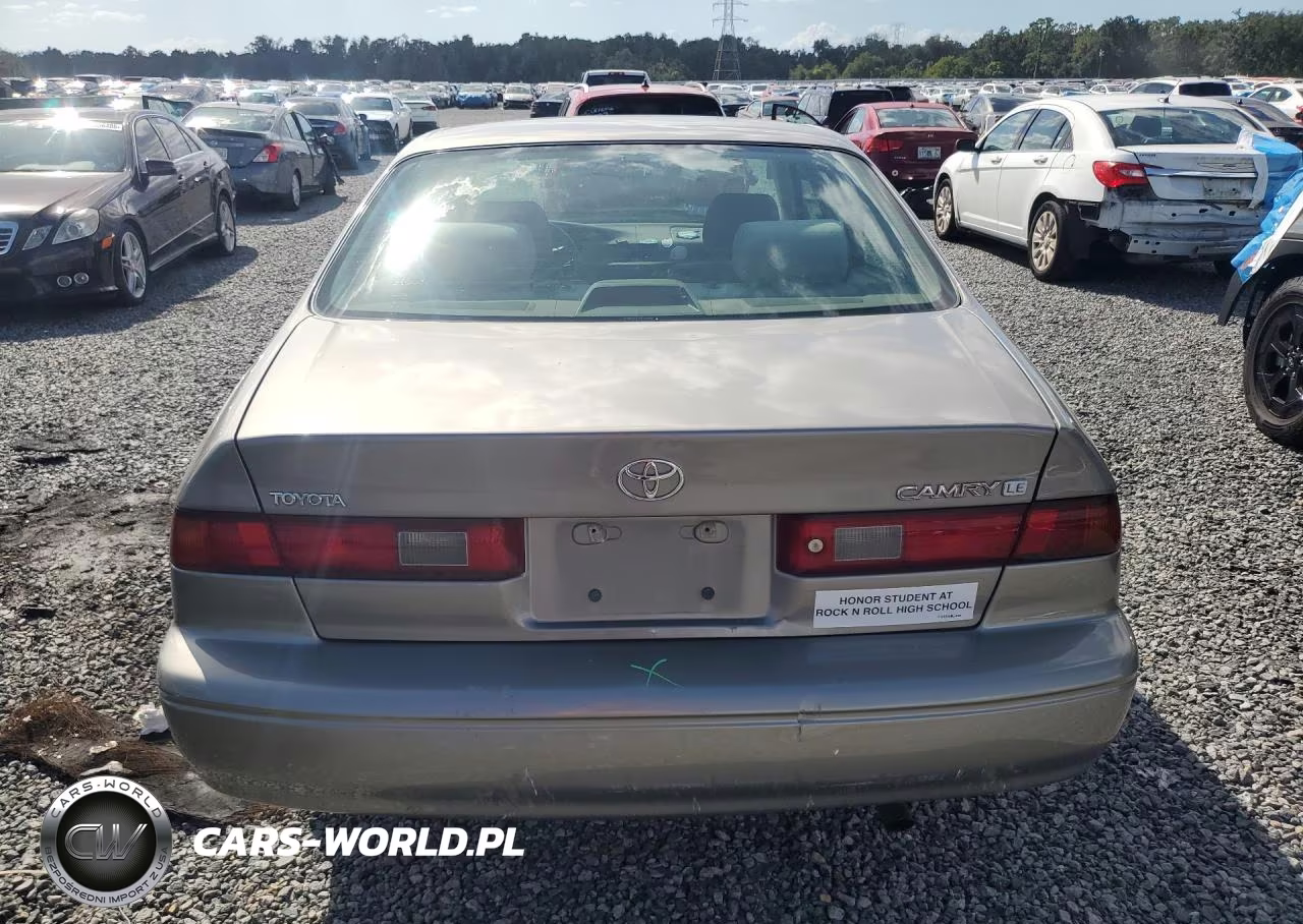 1997 Toyota Camry Le VIN:4T1BG22K1VU179076 - 6
