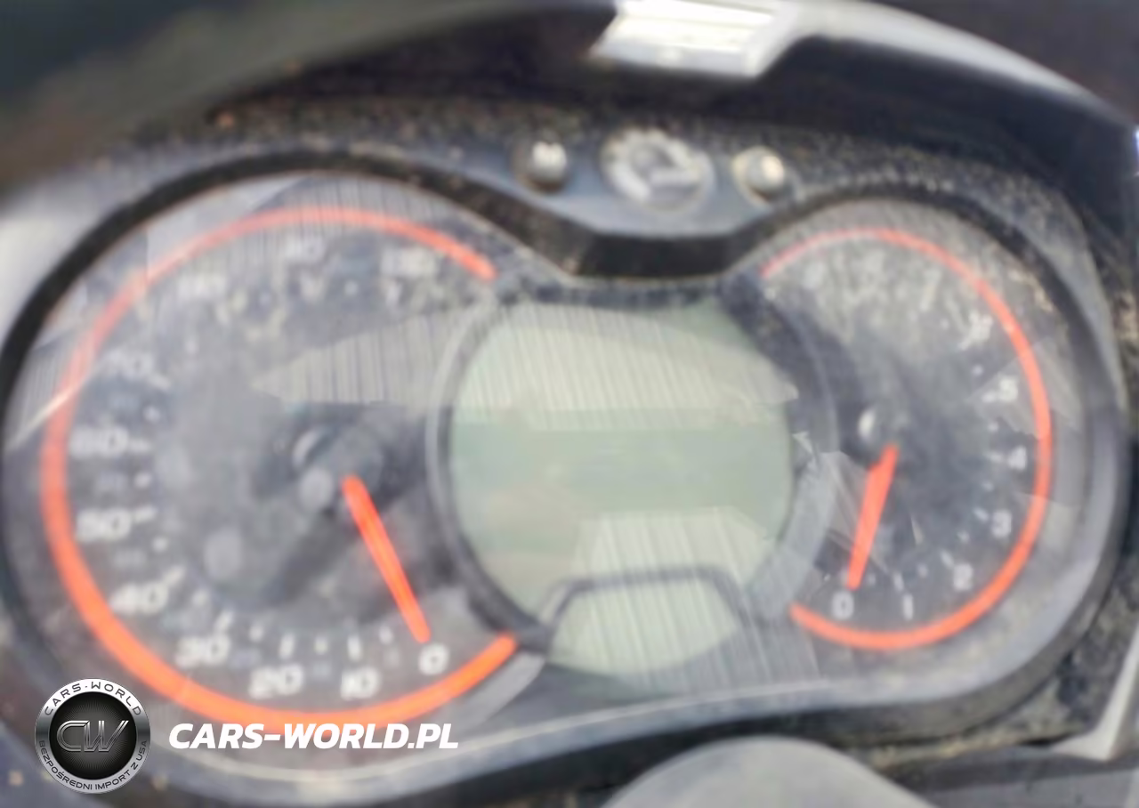 2019 Can-Am Commander Utility Vehicle VIN:3JBKKAN20KJ000748 - 8