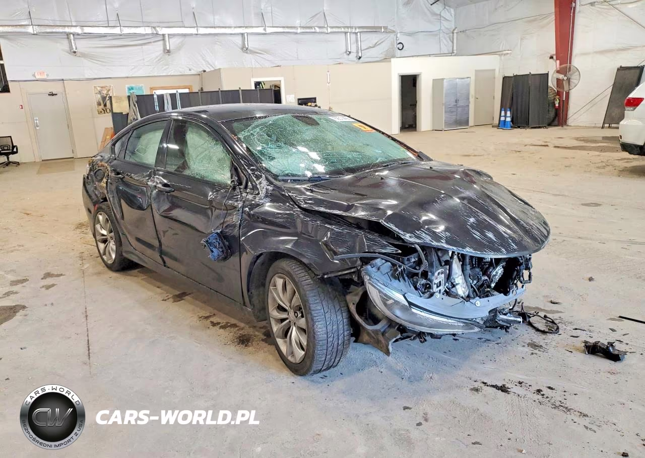 2015 Chrysler 200 S VIN:1C3CCCBB9FN758309 - 4